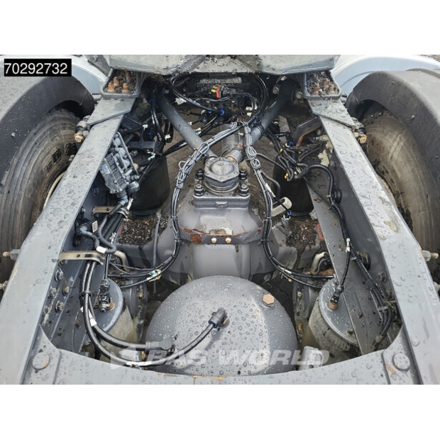 2015 Volvo FMX 460-42230008