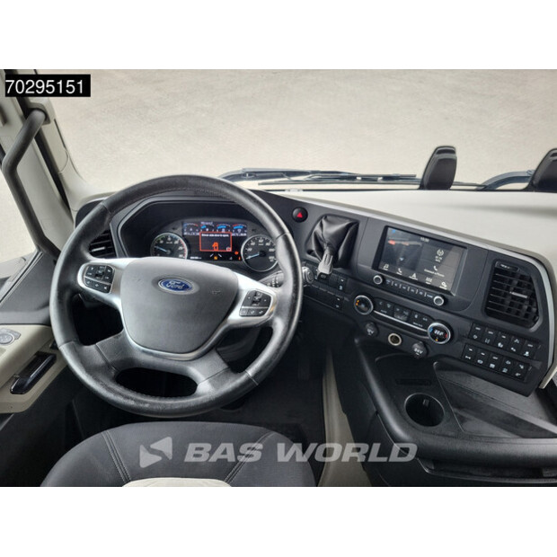2022 Ford F-Max 500-42230103
