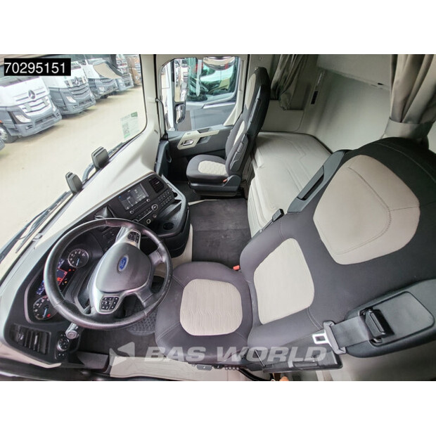 2022 Ford F-Max 500-42230116