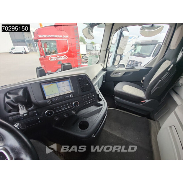 2022 Ford F-Max 500-42230140