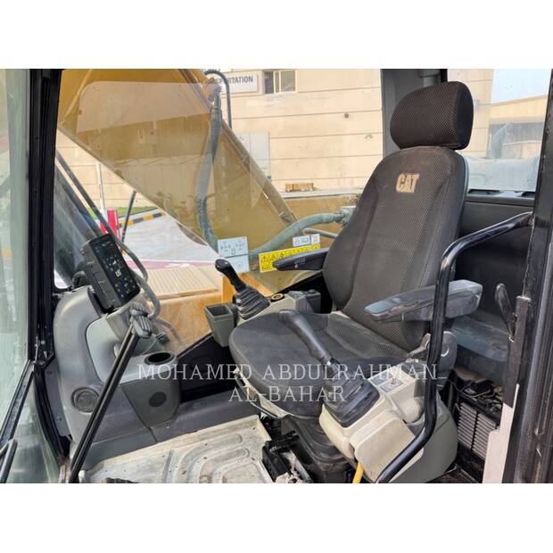 2022 كاتربيلر 320-05GX-42230612