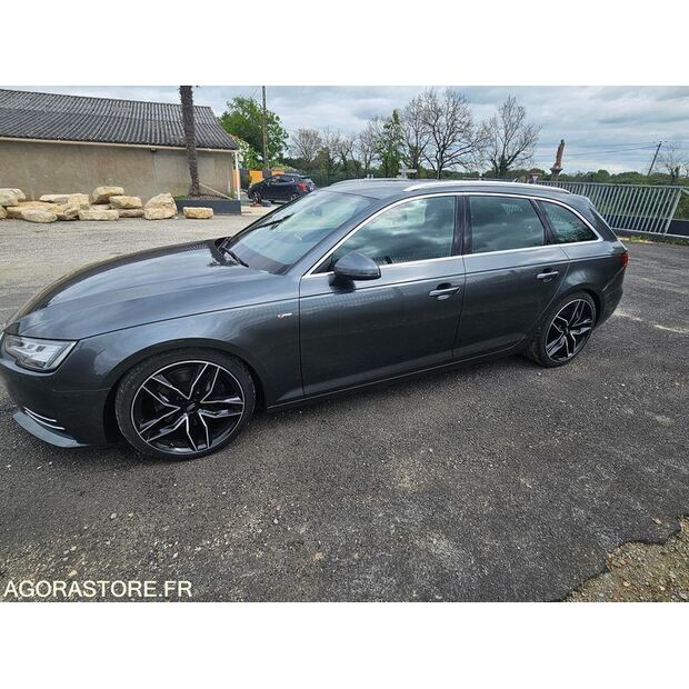 2016 Audi A4-42243324