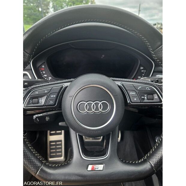 2016 Audi A4-42243334