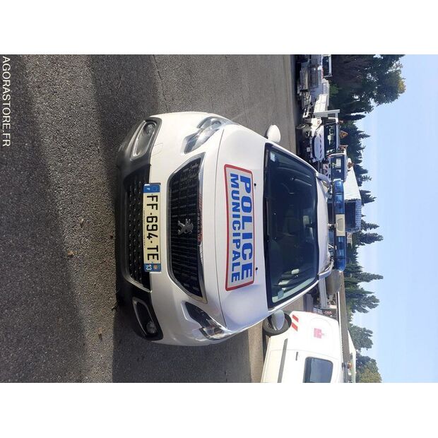 2019 Peugeot 2008-42243783