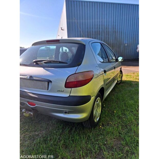2001 Peugeot 206-42243785