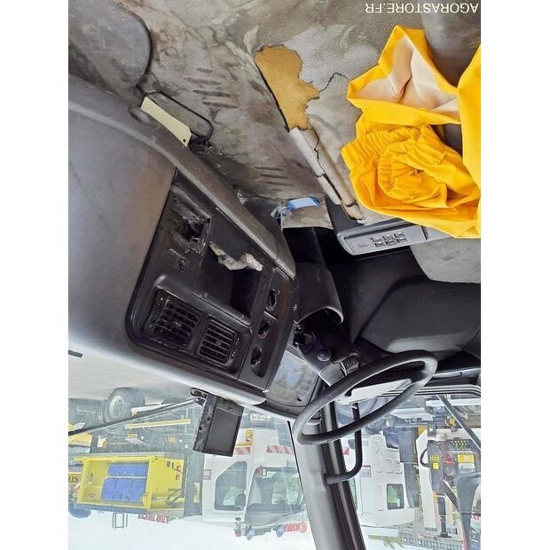 2004 Renault PREMIUM-42244087