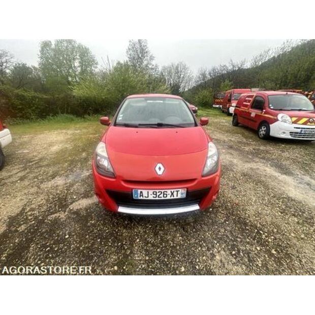 2010 Renault Clio-42244314