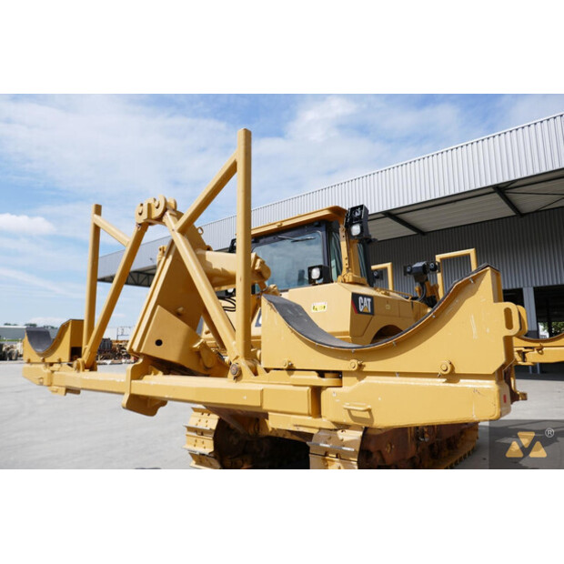 2015 كاتربيلر D8T-42244988