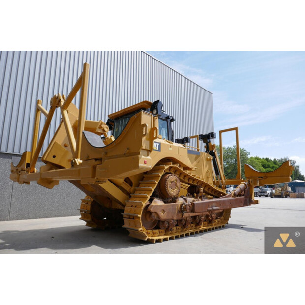 2015 كاتربيلر D8T-42244990