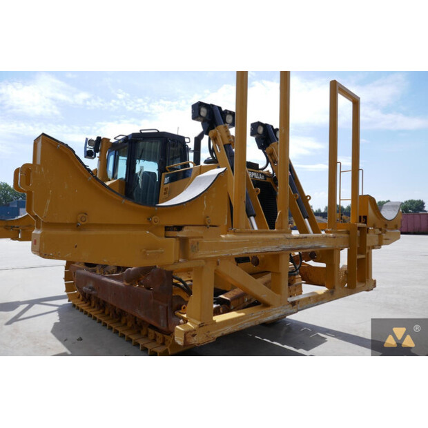 2015 كاتربيلر D8T-42244994
