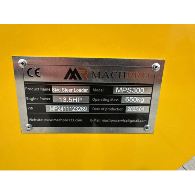 2025 ماك برو MP-S300-42245464