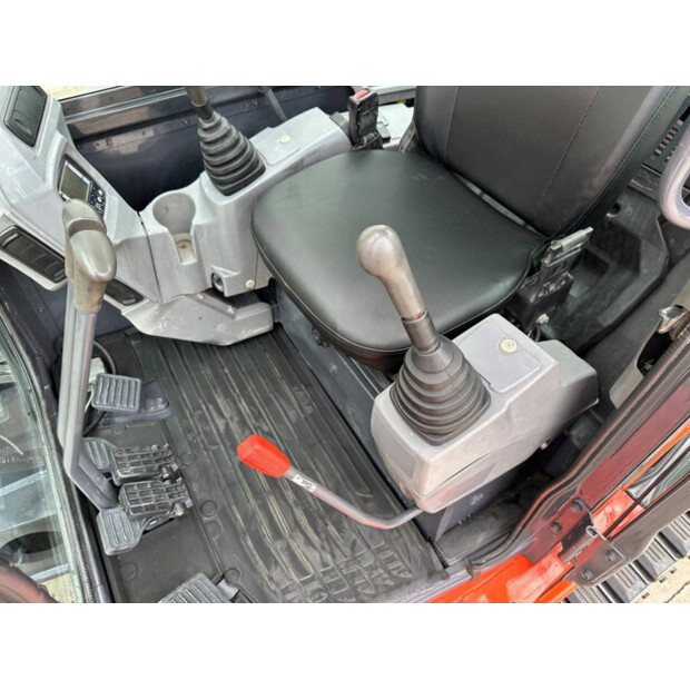 2015 KUBOTA KX165-5-42245611