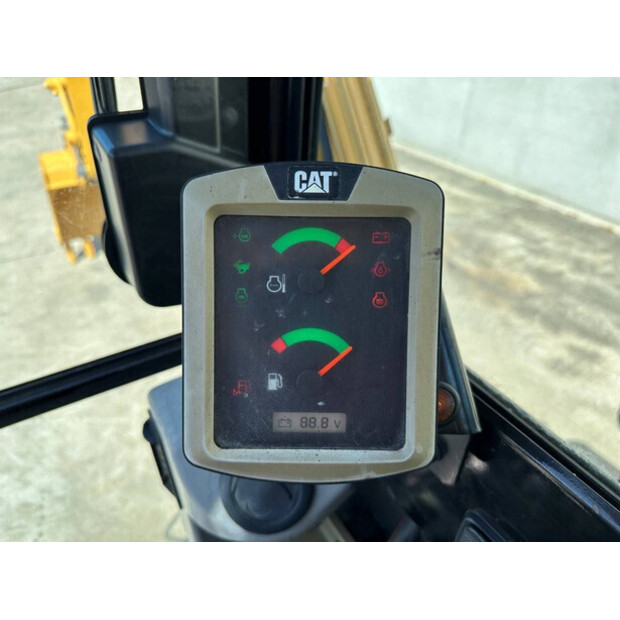 2018 Caterpillar 305.5E2-42245652
