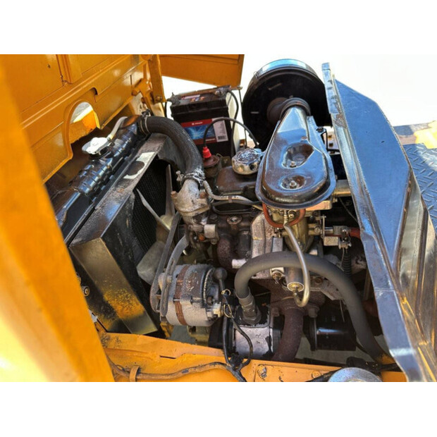 1984 كوماتسو FG15-12-42245880