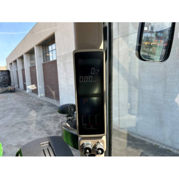 2013 JOHN DEERE 7230R-42245957