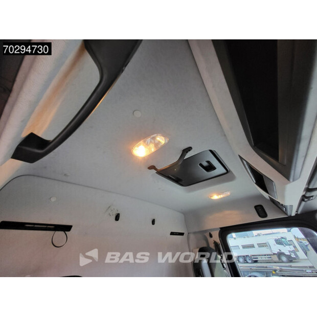 2018 Mercedes-Benz Arocs 4951-42246032