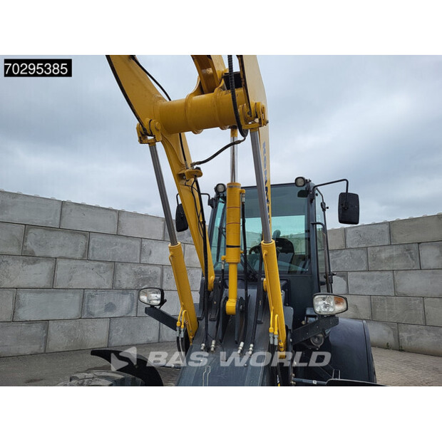 2017 كوماتسو WA100M-7-42246226