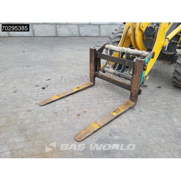 2017 كوماتسو WA100M-7-42246232