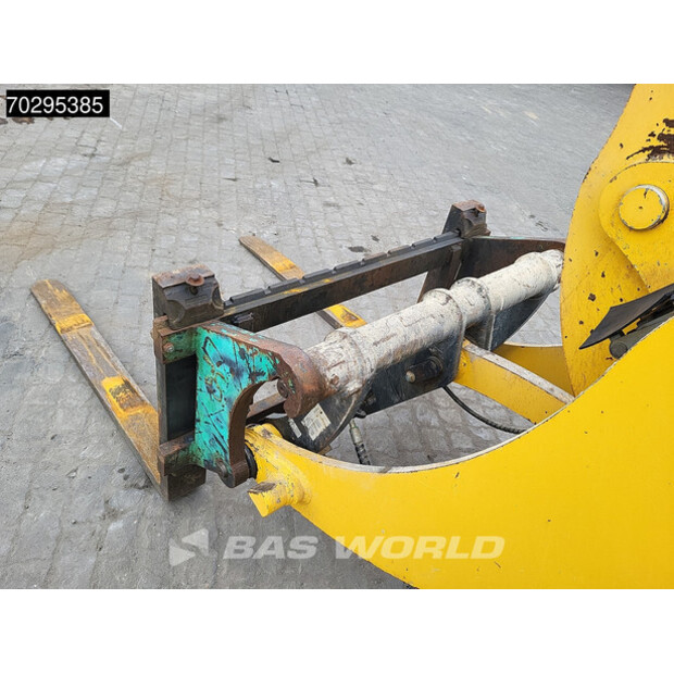 2017 كوماتسو WA100M-7-42246233