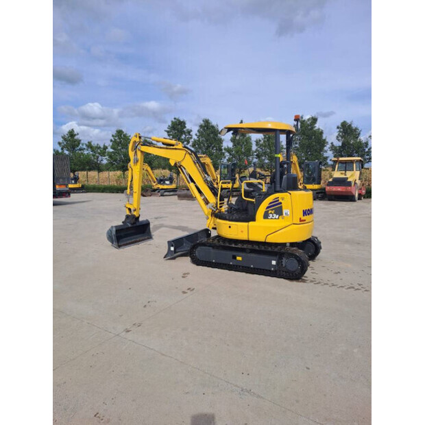 2024 كوماتسو PC33E-6-42246563