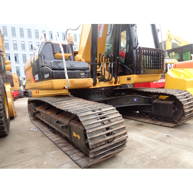 2021 Caterpillar 330D-42247778
