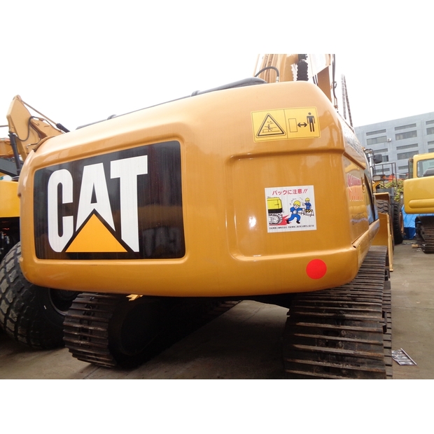 2021 Caterpillar 330D-42247780