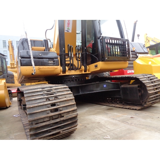 2021 Caterpillar 330D-42247785