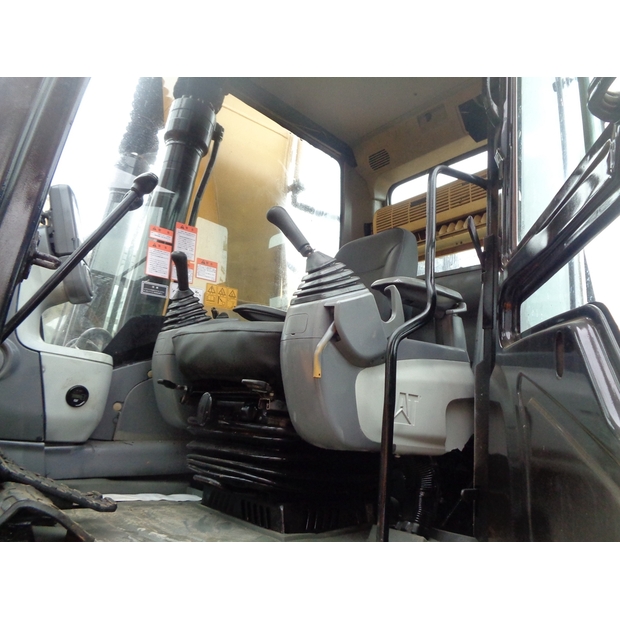 2021 كاتربيلر 320D-42247788