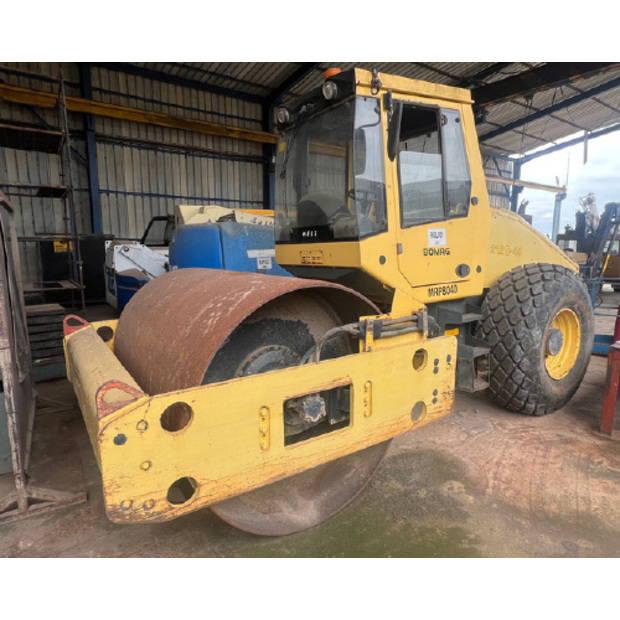 BOMAG 212D-40-42247875