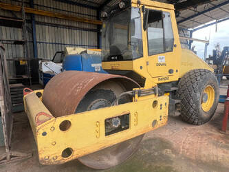 Image for COMPACTORS BOMAG 212D-40