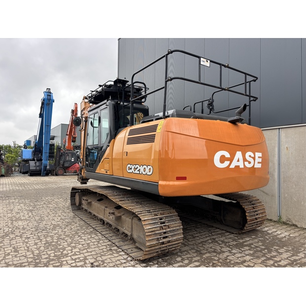 2021 CASE CX210D-42255681