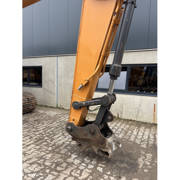 2021 CASE CX210D-42255701