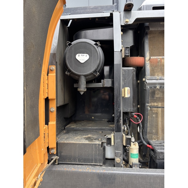 2021 CASE CX210D-42255703