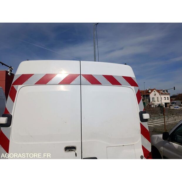 2004 Renault Master-42261089