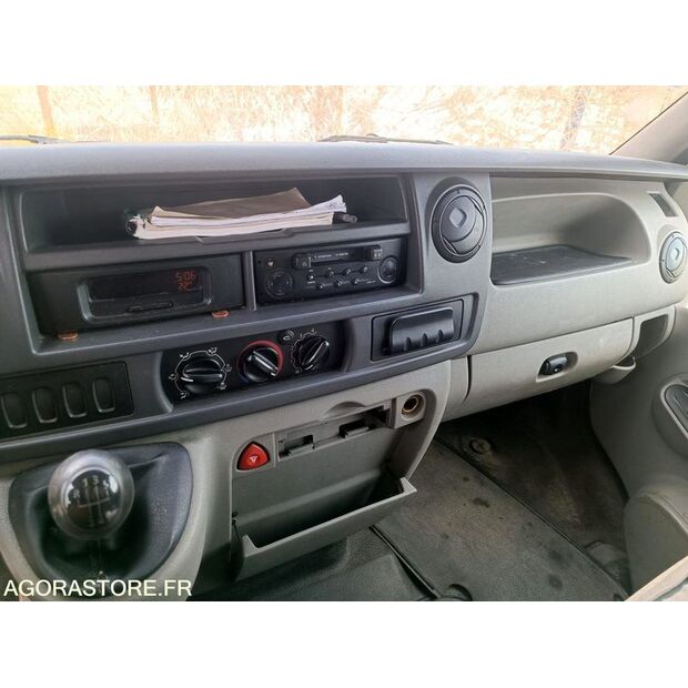 2004 Renault Master-42261092