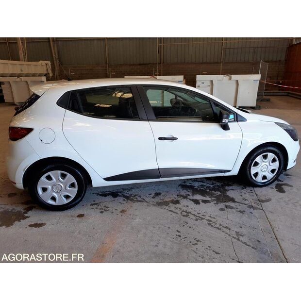 2017 Renault Clio-42261122