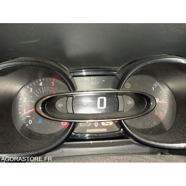 2017 Renault Clio-42261123