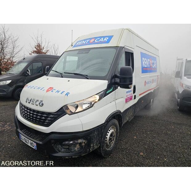 2022 Iveco 35S14N-42261615