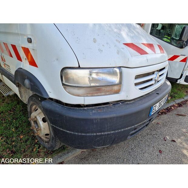 2000 Renault Mascott-42261852