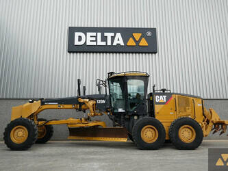 Image de NIVELEUSES 2011 Caterpillar 120M