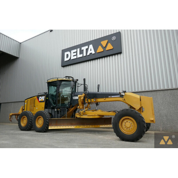 2011 Caterpillar 120M-42262540