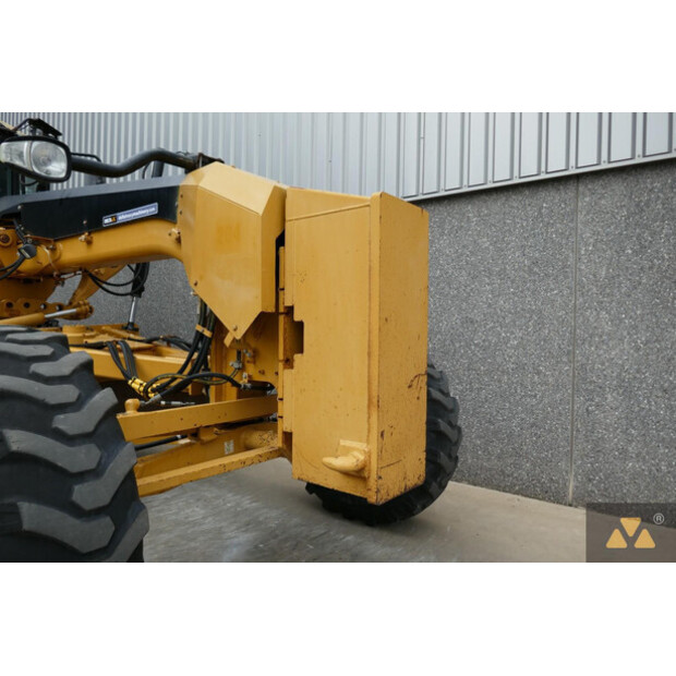 2011 Caterpillar 120M-42262562