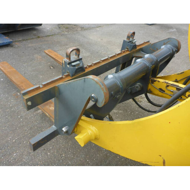 2021 Komatsu WA100-8E0-42262738