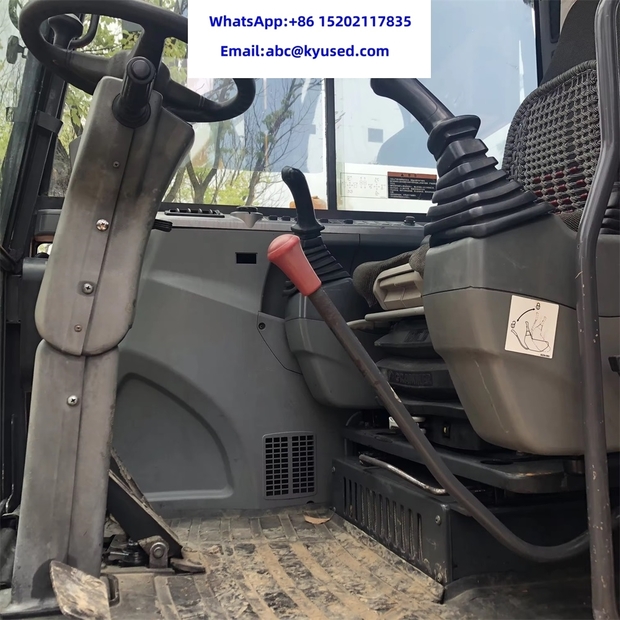 2023 دووسان DX60-42264022