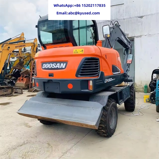 2023 دووسان DX60-42264027