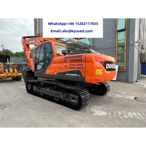 2022 Doosan DX225LCA-42264035
