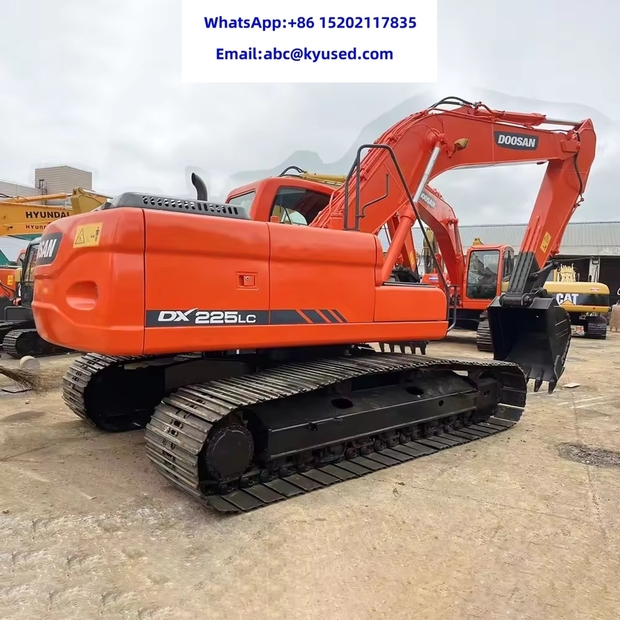 2024 Doosan DX225-42264055
