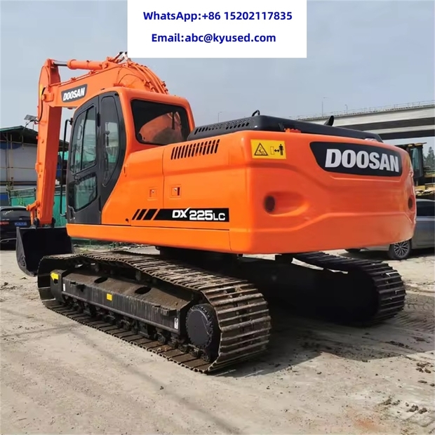 2024 Doosan DX225-42264062