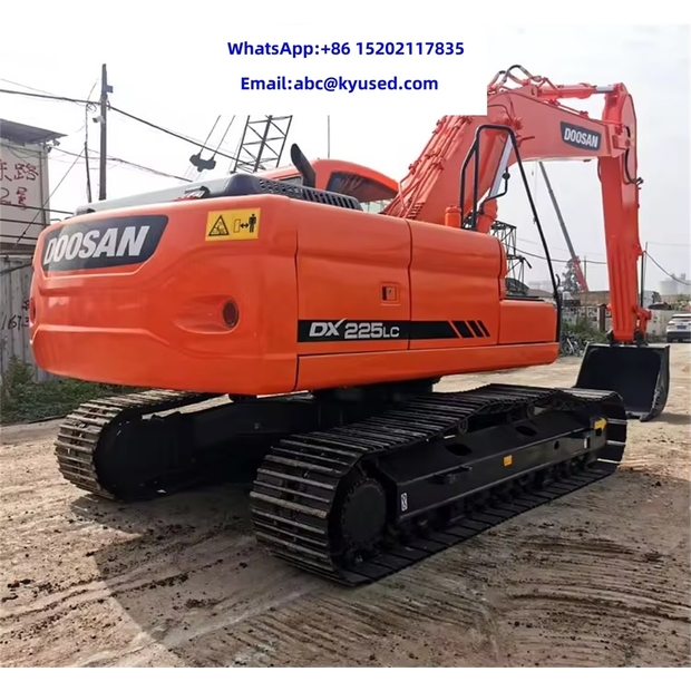 2024 Doosan DX225-42264063