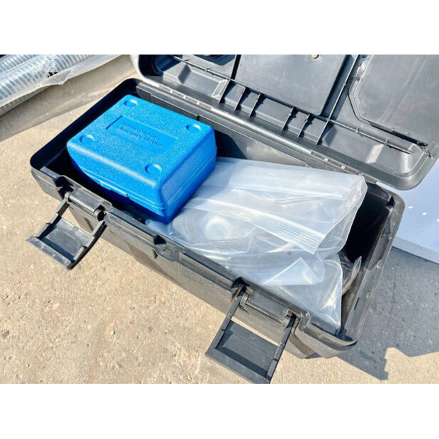 2025 Maxx 2000-42264415